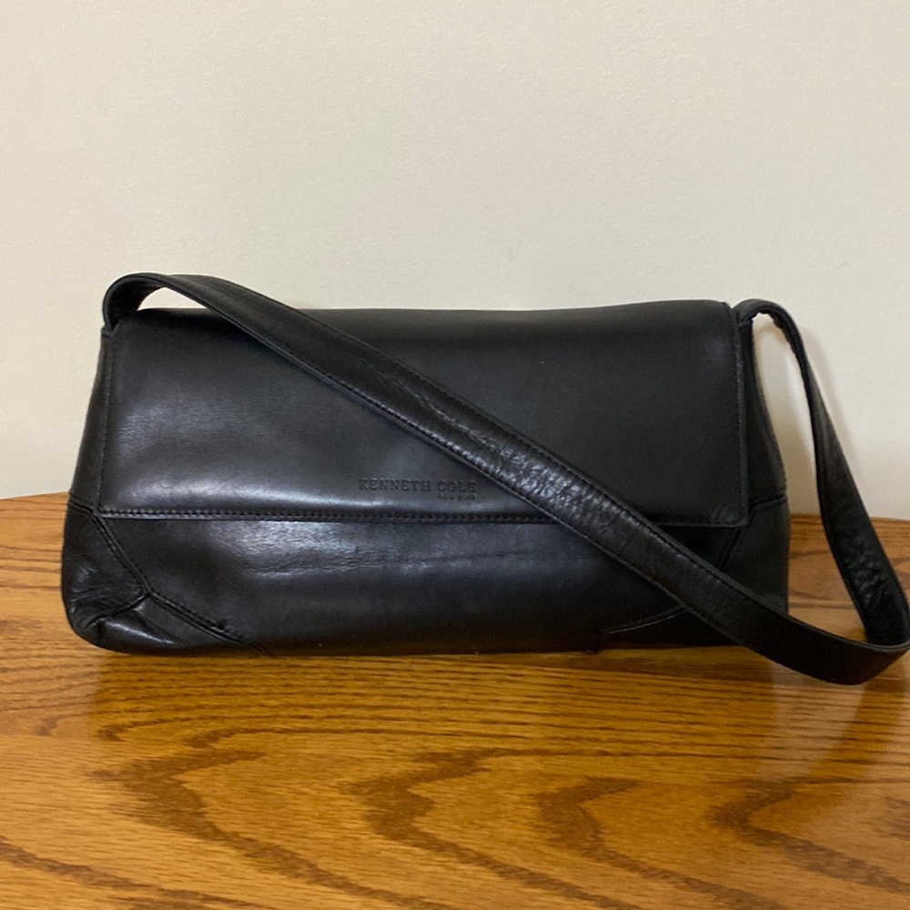 Kenneth Cole NY Shoulder bag